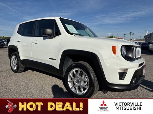 Used 2023 Jeep Renegade Latitude AWD/4WD image 1