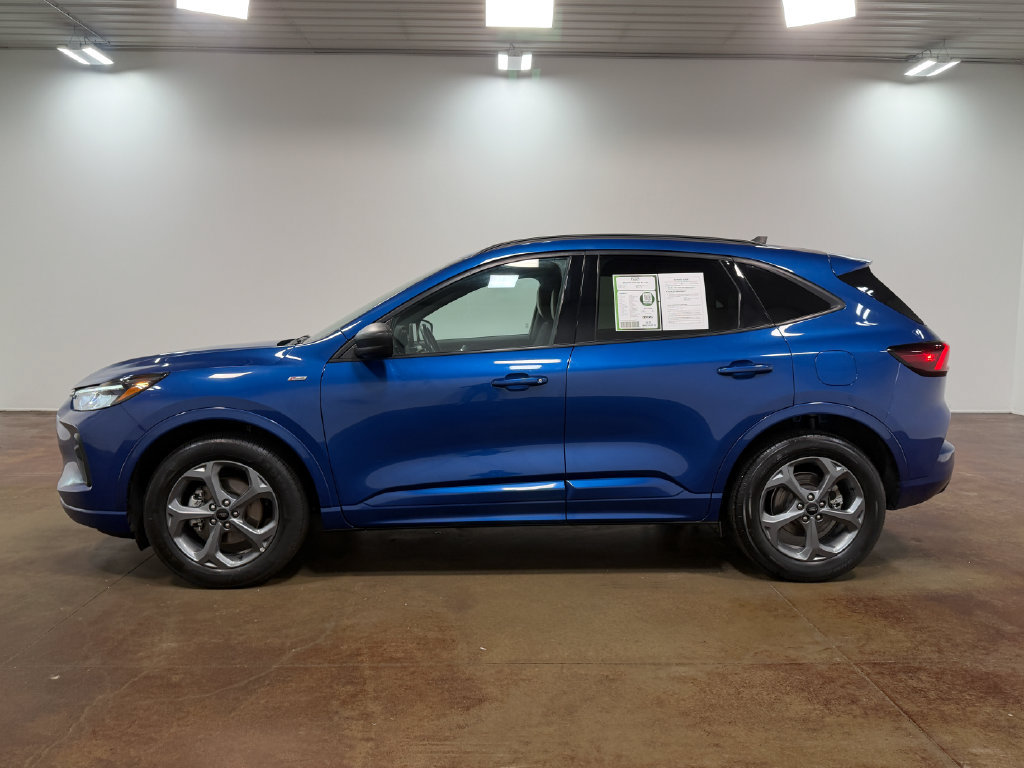Used 2023 Ford Escape ST-Line AWD/4WD image 27