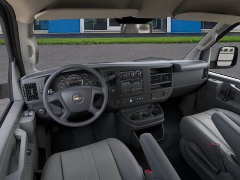 New 2025 Chevrolet Express 2500 image 15
