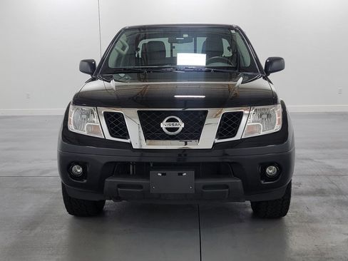 Used 2020 Nissan Frontier SV AWD/4WD image 3