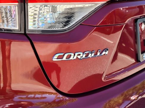 Certified 2025 Toyota Corolla LE FWD image 11