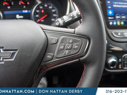 Used 2023 Chevrolet Equinox RS w/ RS Leather Package image 12