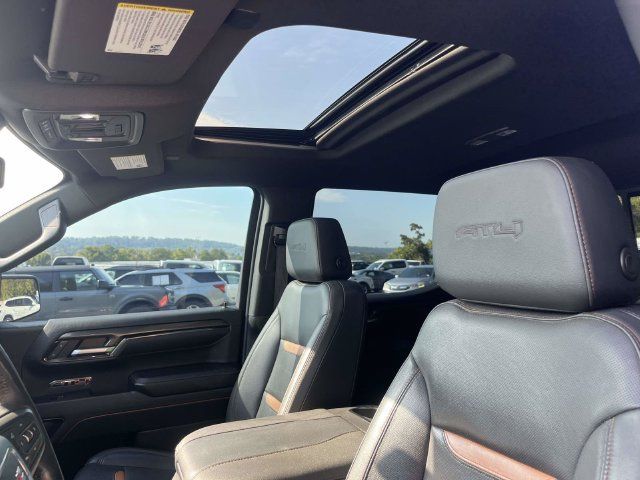 Used 2023 GMC Sierra 1500 AT4 w/ AT4 Premium Package AWD/4WD image 22