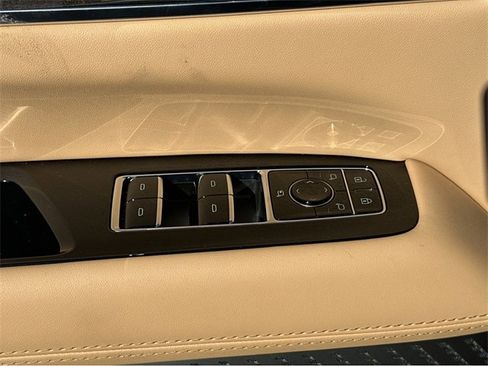 New 2025 Cadillac Escalade IQ Luxury 2 image 30