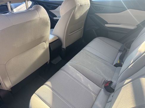 Used 2023 Subaru Impreza Premium image 7