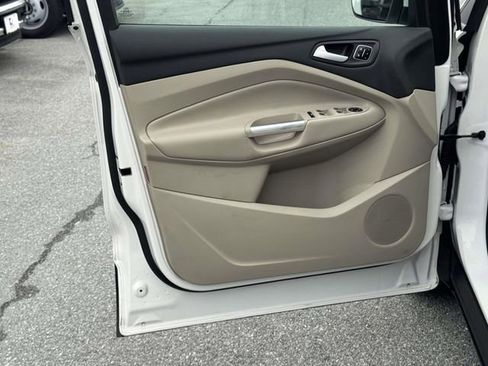 Used 2018 Ford Escape Titanium image 14