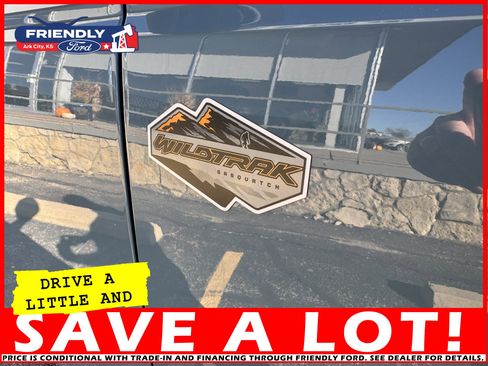 Used 2023 Ford Bronco Wildtrak image 42