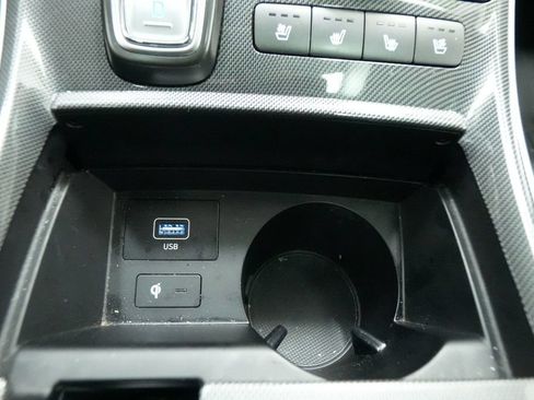 Used 2022 Hyundai Santa Fe Limited AWD/4WD image 36