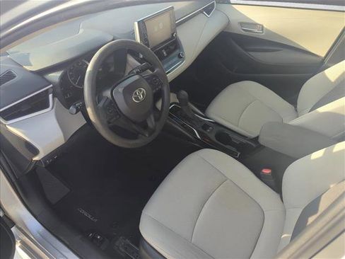 Used 2020 Toyota Corolla LE image 20