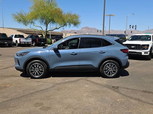 New 2025 Ford Escape SE w/ PHEV Premium Package image 6