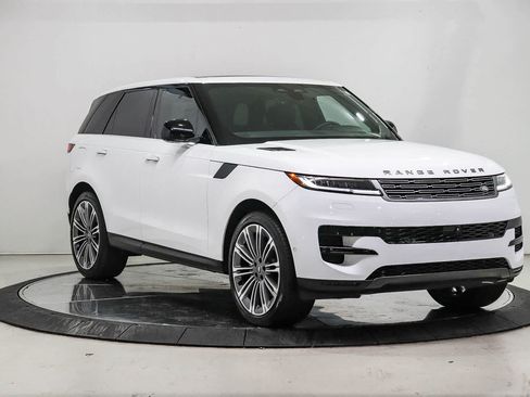 Used 2024 Land Rover Range Rover Sport SE AWD/4WD image 5