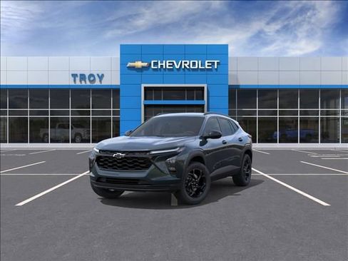 New 2026 Chevrolet Trax LT FWD image 8