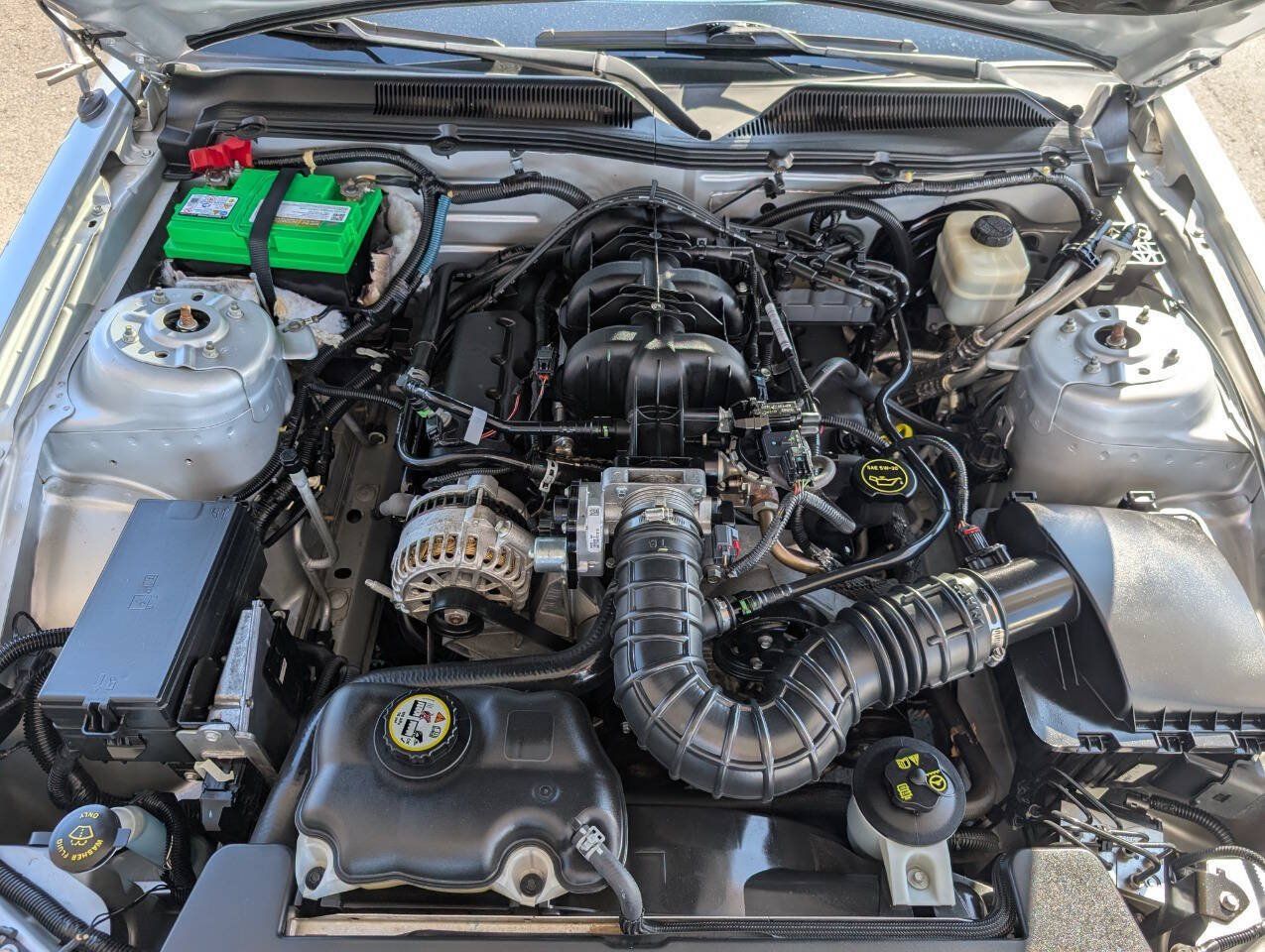 Used 2007 Ford Mustang Convertible RWD image 9