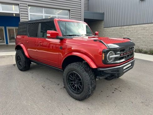 Used 2022 Ford Bronco Outer Banks AWD/4WD image 3