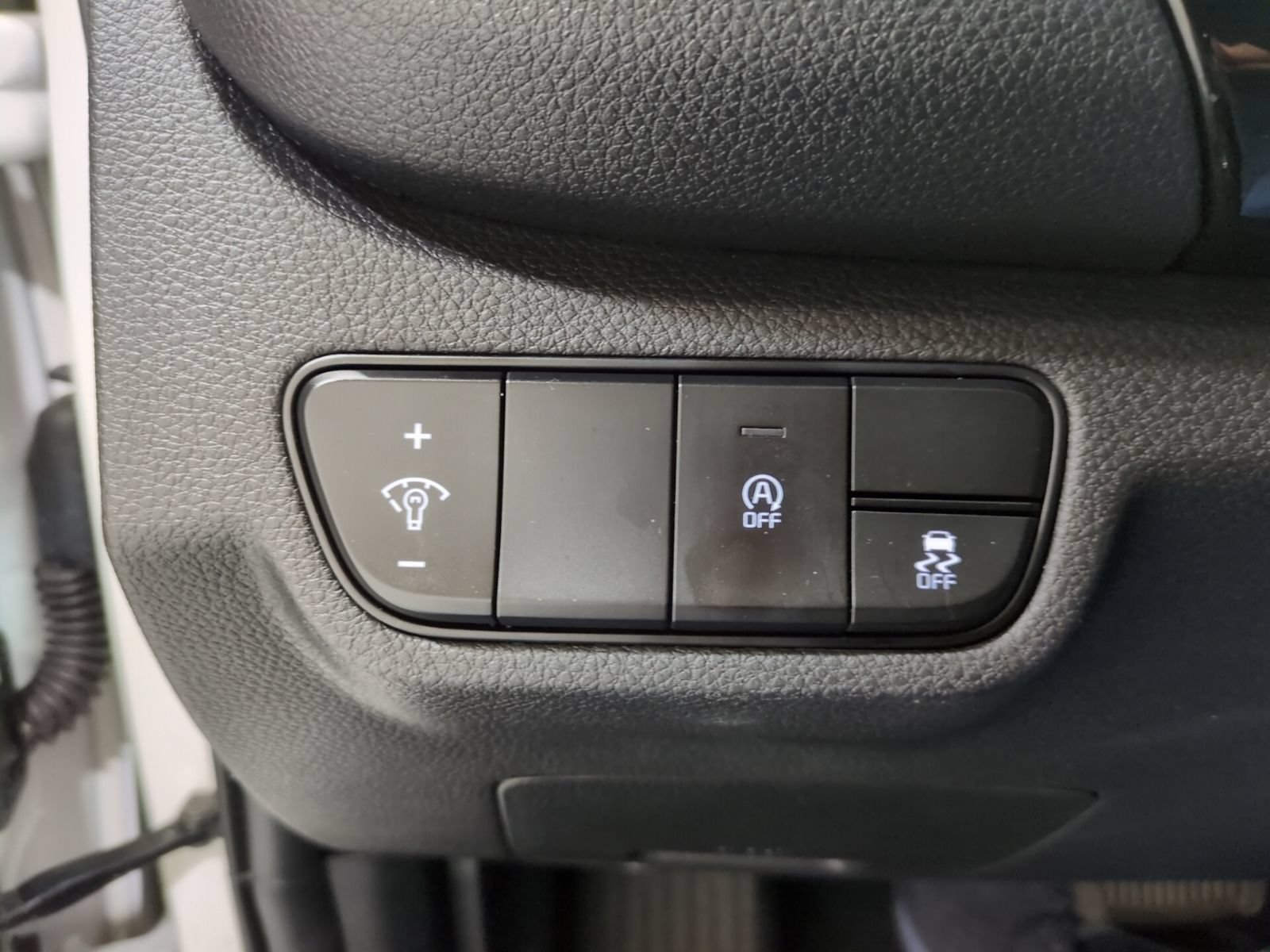 Certified 2024 Kia Seltos S FWD image 16