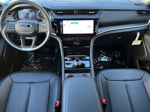 New 2026 Jeep Grand Cherokee L Limited w/ Limited Altitude Package image 12
