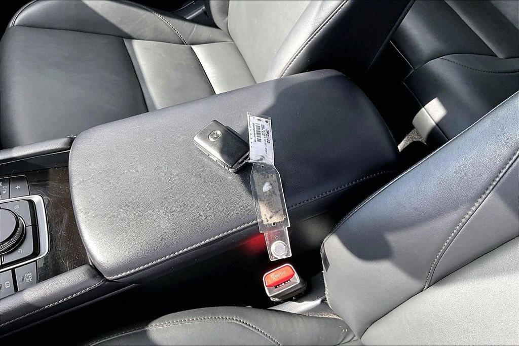 Used 2024 MAZDA MAZDA3 s FWD image 33