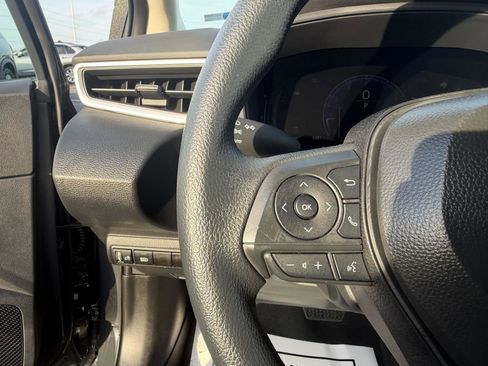 Used 2026 Toyota Corolla LE image 21