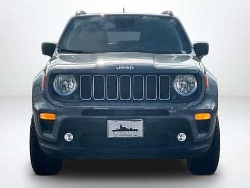 Used 2022 Jeep Renegade Latitude AWD/4WD image 2
