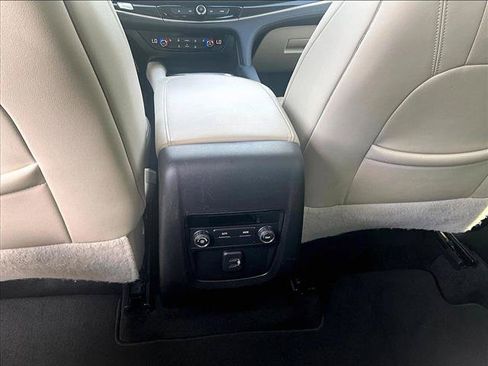 Used 2023 Buick Enclave Essence w/ Sport Touring Edition FWD image 25