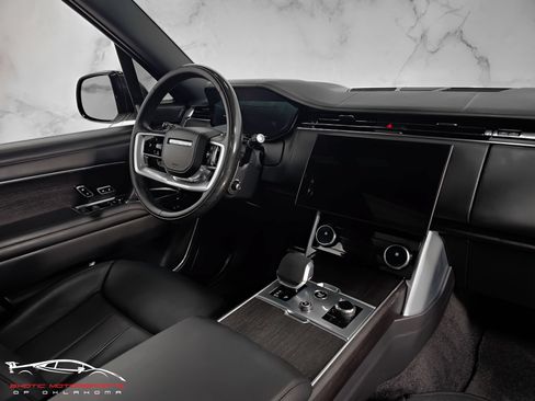 Used 2023 Land Rover Range Rover SE AWD/4WD image 18