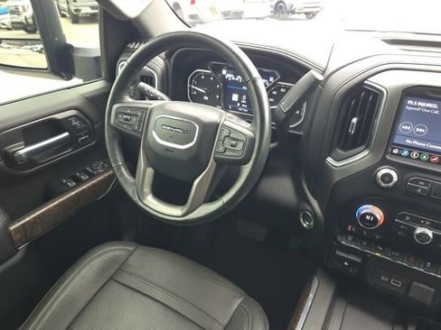 Used 2022 GMC Sierra 2500 Denali w/ Denali Ultimate Package image 30