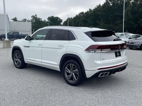 Certified 2024 Volkswagen Atlas Cross Sport SEL R-Line AWD/4WD image 6