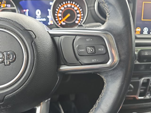 Used 2019 Jeep Wrangler Unlimited Sahara AWD/4WD image 17