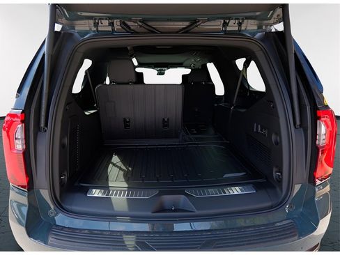 New 2026 GMC Yukon XL AT4 w/ AT4 Premium Plus Package image 28