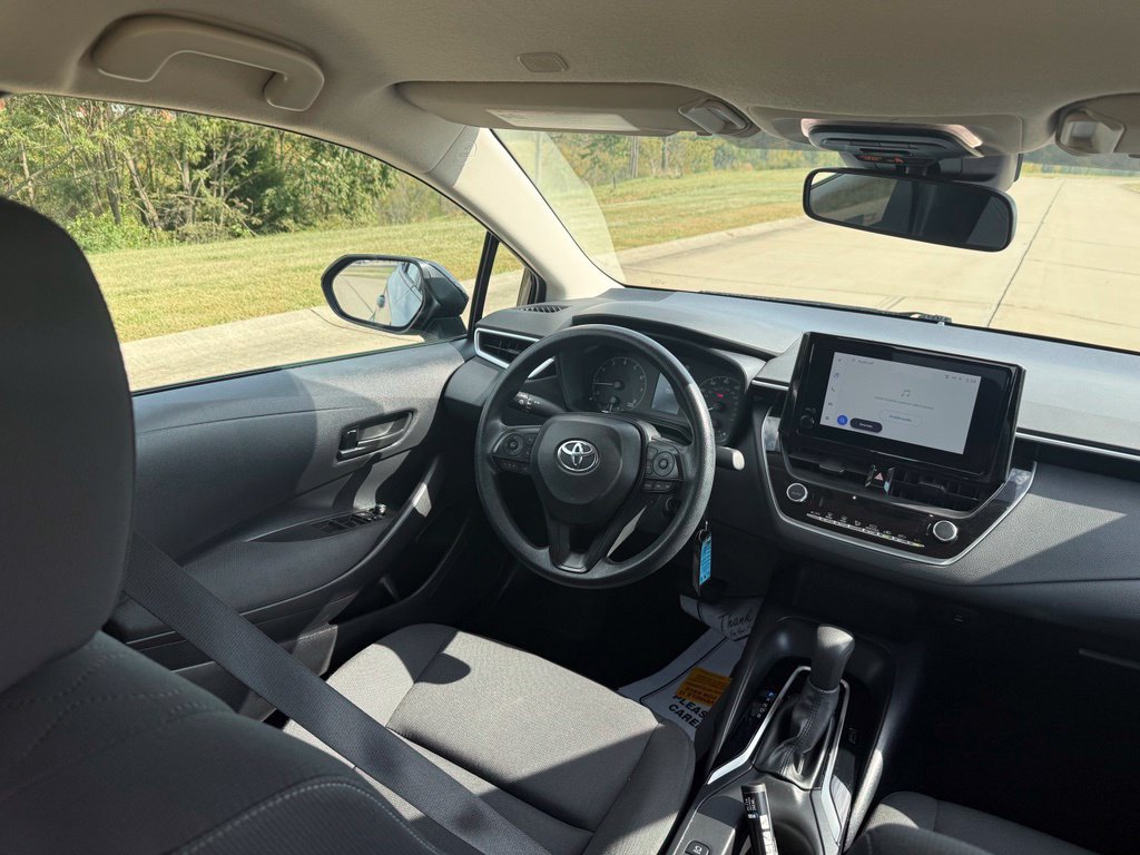 Used 2024 Toyota Corolla LE FWD image 17