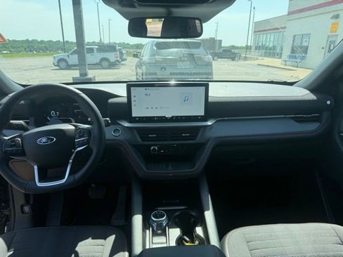 Used 2025 Ford Explorer ST-Line w/ Premium Package AWD/4WD image 14