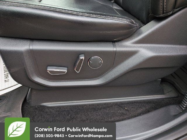Used 2017 Ford F150 Lariat w/ Equipment Group 502A Luxury AWD/4WD image 12