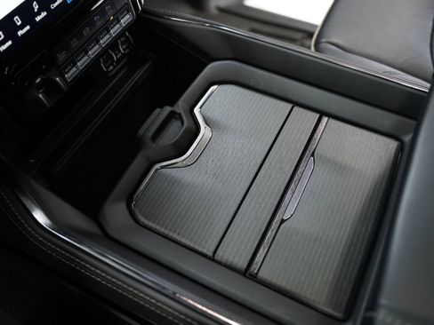 Used 2022 RAM 3500 Limited image 22