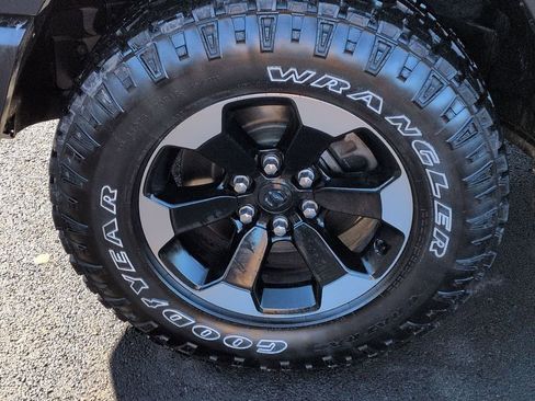 Used 2019 RAM 1500 Rebel w/ Rebel Level 1 Equipment Group image 9