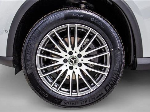 New 2026 Mercedes-Benz GLC 300 4MATIC image 9