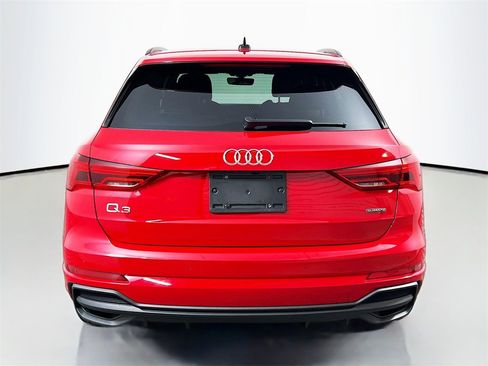 Used 2024 Audi Q3 2.0T Premium Plus image 6