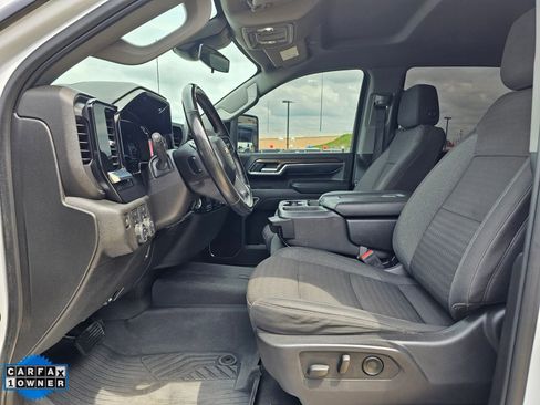 Used 2024 Chevrolet Silverado 2500 LT AWD/4WD image 14