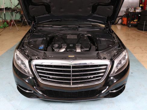 Used 2016 Mercedes-Benz S 550 4MATIC Sedan w/ Premium Package image 4