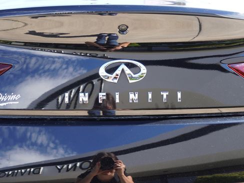 Used 2018 INFINITI Q60 3.0t Luxe w/ Sensory Package 3.0T Luxe image 16