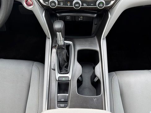 Used 2019 Honda Accord EX image 2