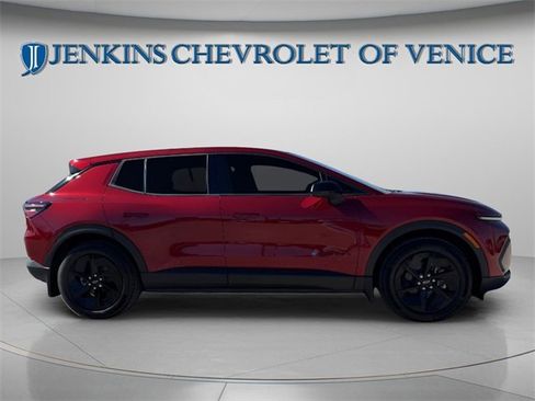 New 2026 Chevrolet Equinox EV LT w/ Midnight Package image 9