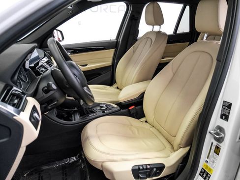 Used 2018 BMW X1 xDrive28i AWD/4WD image 32