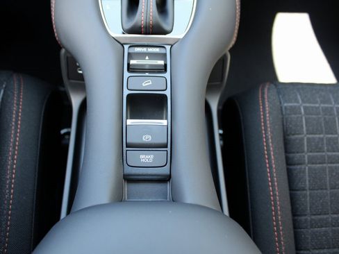 New 2026 Honda HR-V Sport image 38