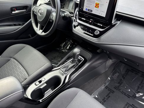 Used 2026 Toyota Corolla SE FWD image 15