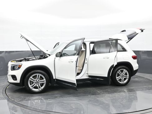 Used 2020 Mercedes-Benz GLB 250 image 46