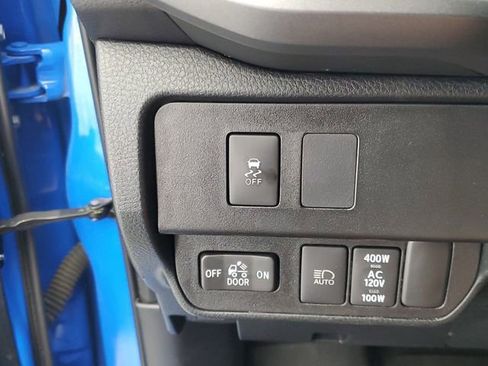Used 2021 Toyota Tacoma 2WD Double Cab image 31
