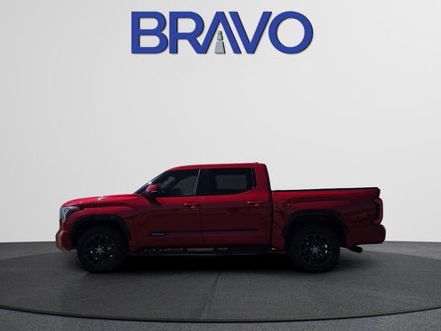 Used 2022 Toyota Tundra Platinum AWD/4WD image 4