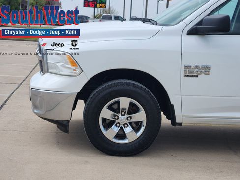 Used 2023 RAM 1500 Classic SLT w/ Electronics Group image 10