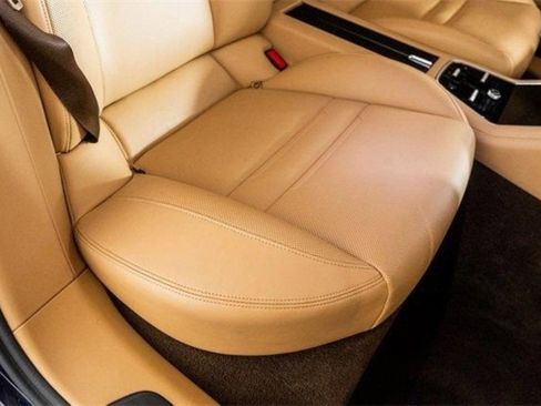 Used 2023 Porsche Panamera 4 Platinum Edition w/ Assistance Package image 32