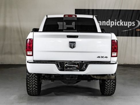 Used 2017 RAM 2500 SLT image 8